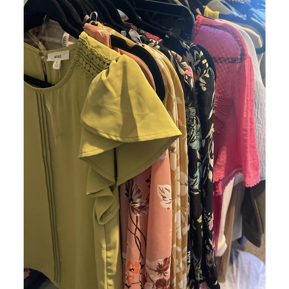 Wholesale Lot Of 25Pcs mixed Women Clothes Reseller Consignment Size S-3X - Picture 2 of 16